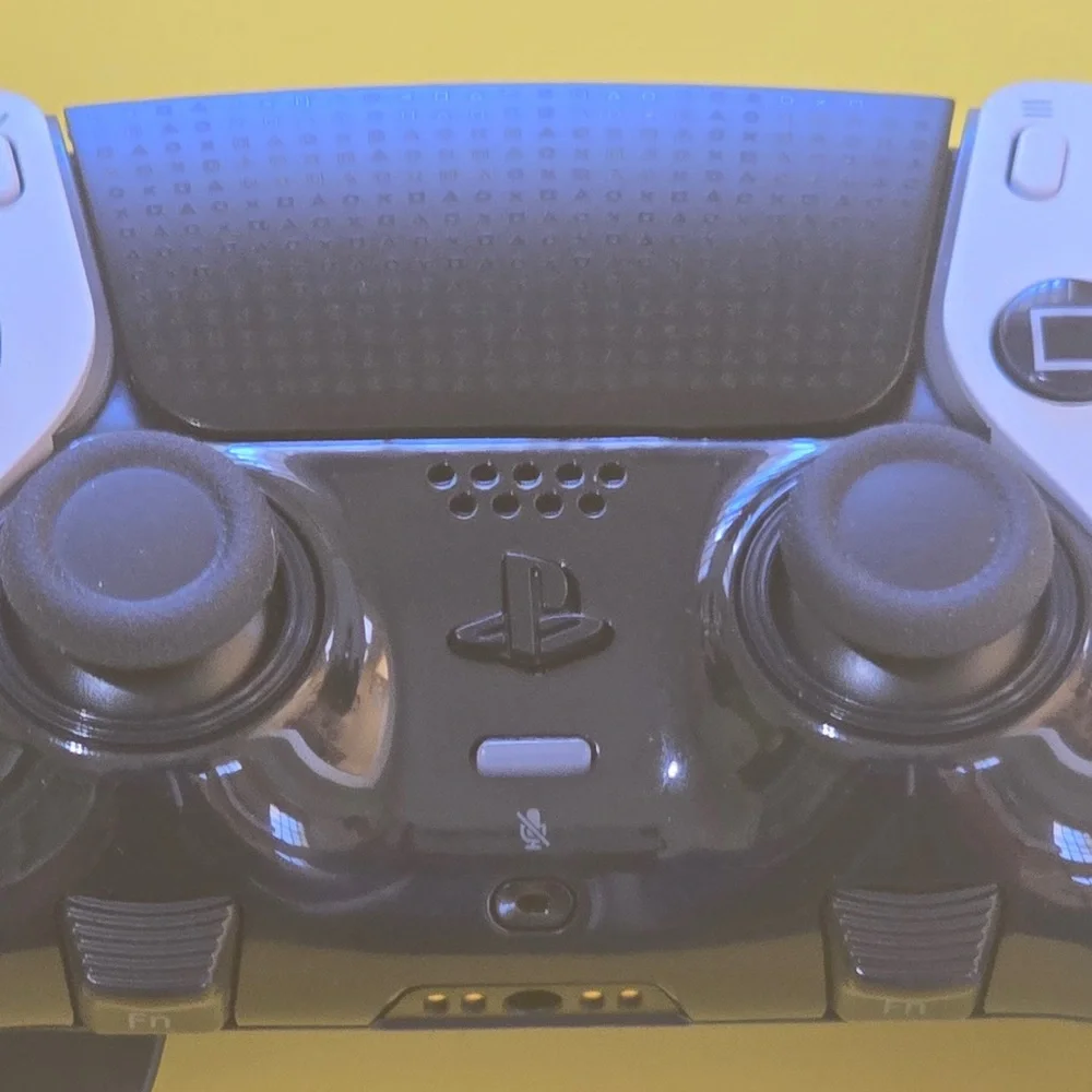 Sony PlayStation 5 PS5 DualSense Edge - Gulikit TMR Analog Sticks Installed